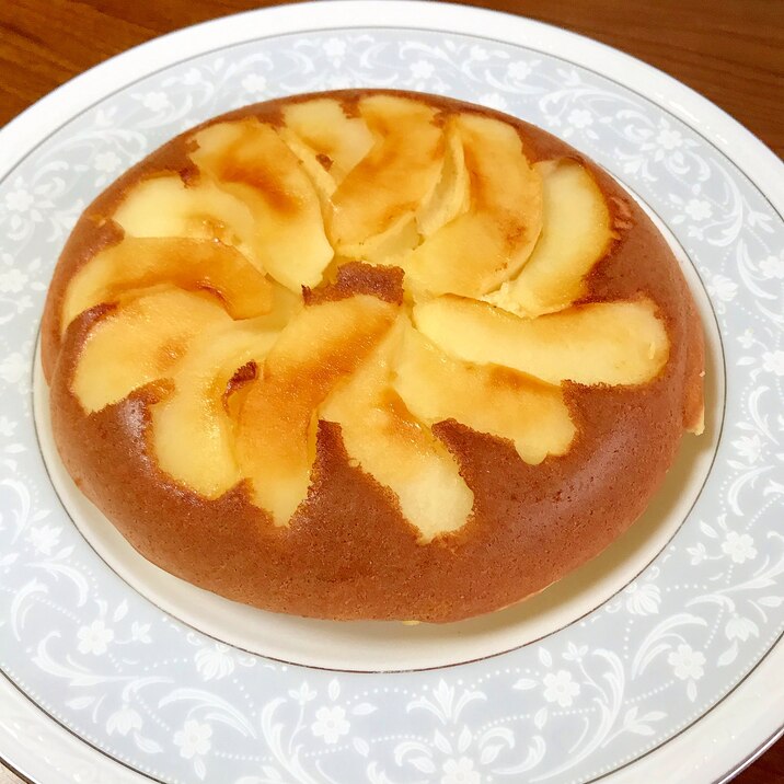 炊飯器で作るりんごケーキ